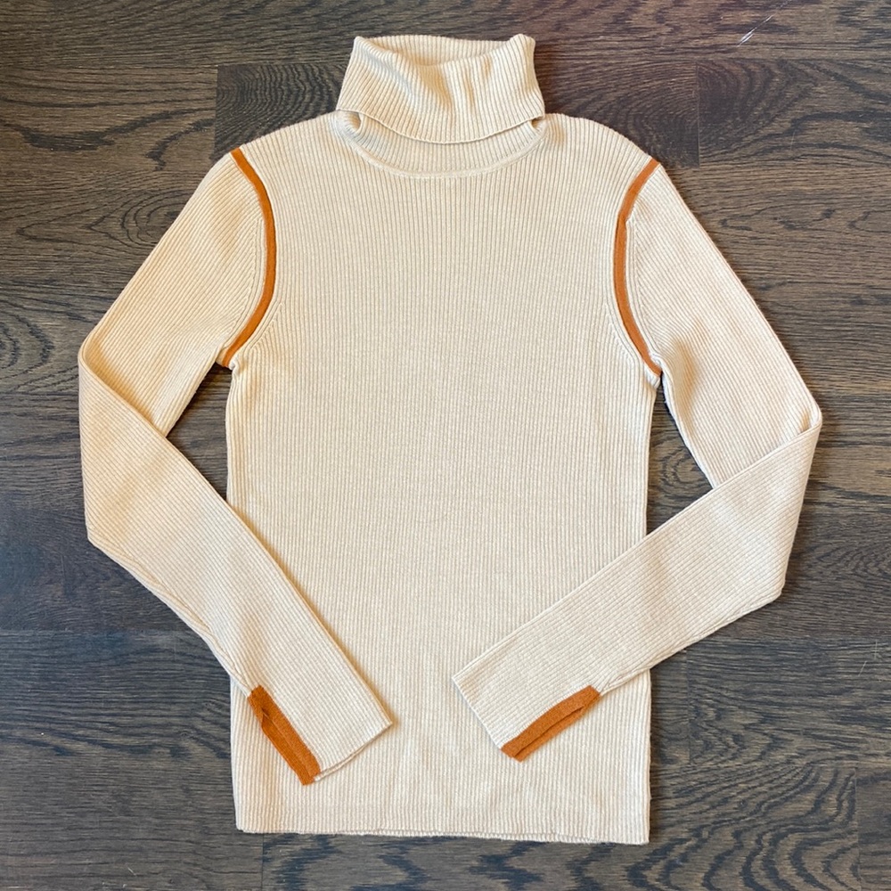 Equipment turtleneck size M